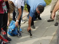 2015 Wein 011  aber es gibt ja Possi der mit Leichtigkeit über sollche Kleinigkeiten hinweg helfen kann